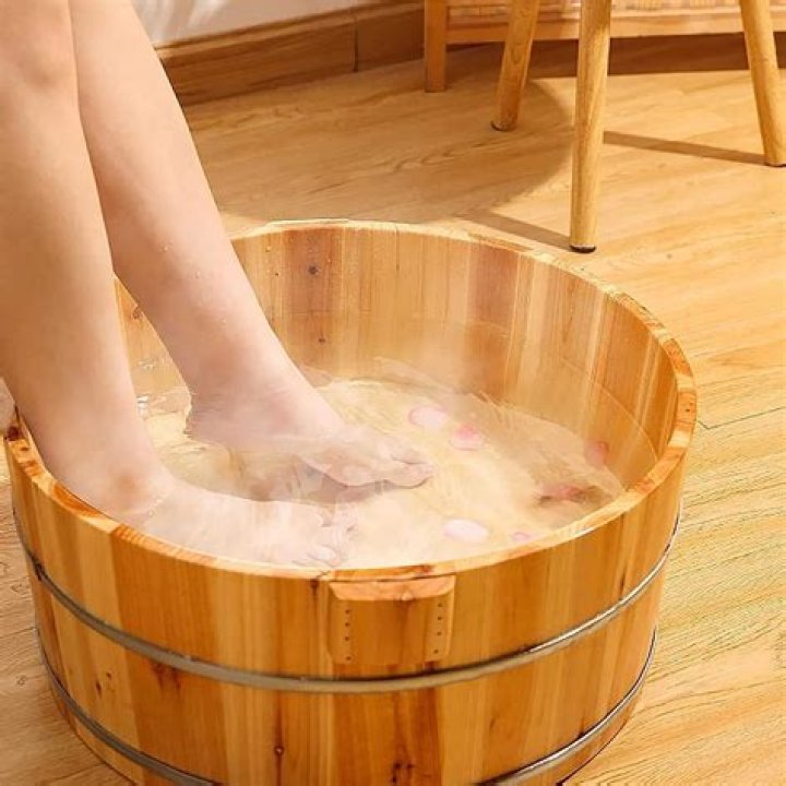 Athlete's Foot Hot Tub: Prevention And Treatment