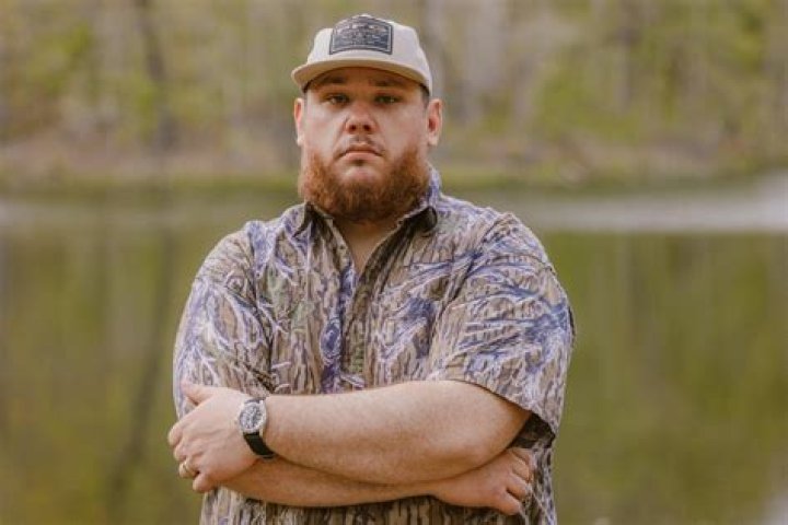 Explore Luke Combs' Personal Life: Meet His Sister