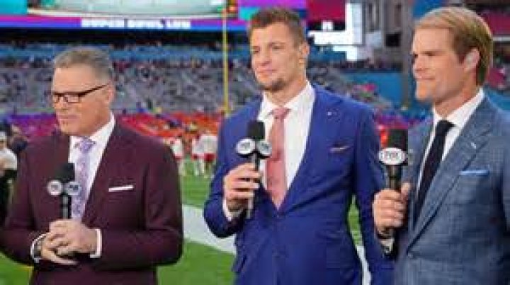 Is Michael Waltrip Gay? Rumors Surface as the Race Commentator Remains Unmarried at 59! ·
