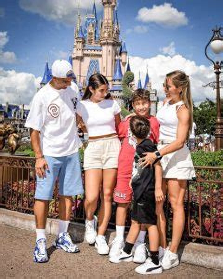 Luis Suarez Daughter: A Glimpse Into His Family Life