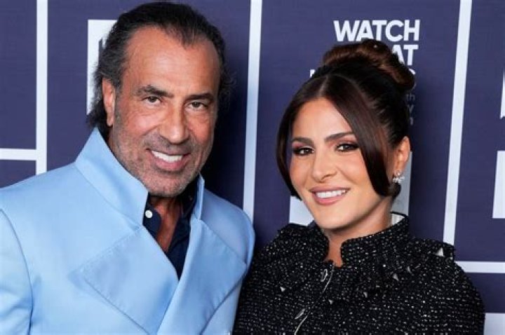 Masoud Shojaee was married to ex-wife Maria Shojaee from 1985 to 2018 ·