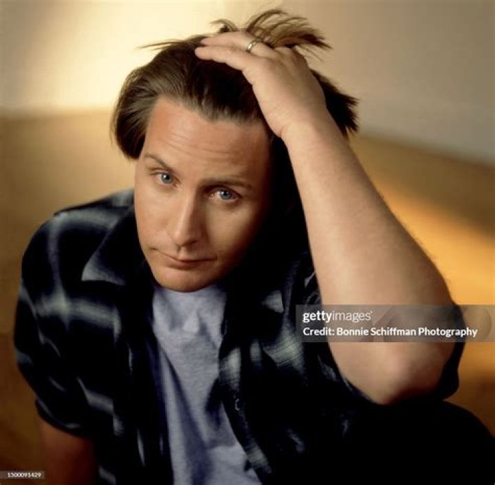 Popular Actor Emilio Estevez: A Comprehensive Guide To His Career And Impact