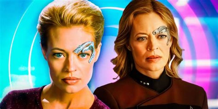 Seven of Nine's Best Moments on 'Voyager' & 'Picard' (Flashb