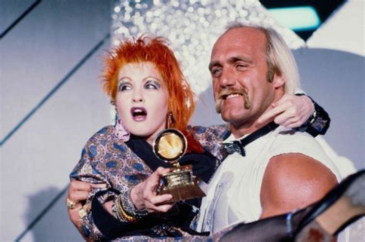 The Surprising Height Of Cyndi Lauper