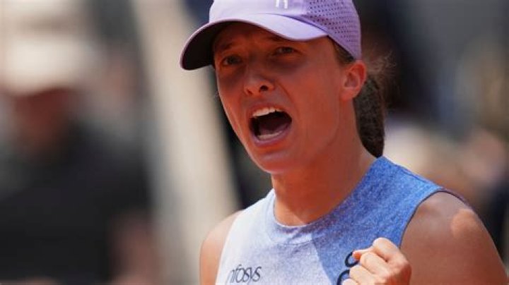 Unveiling Iga Swiatek's Age: A Tennis Prodigy's Journey