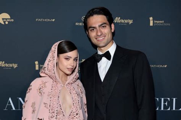 Unveiling The Life Of TC Carson's Wife: A Journey Of Love And Partnership