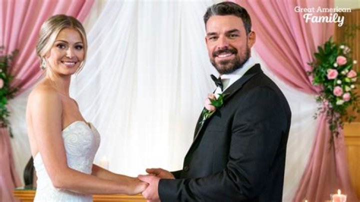 Unveiling The Mystery: Is Rebecca Dalton Married?
