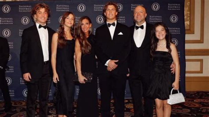 Who Are Kara Robinson's Parents?