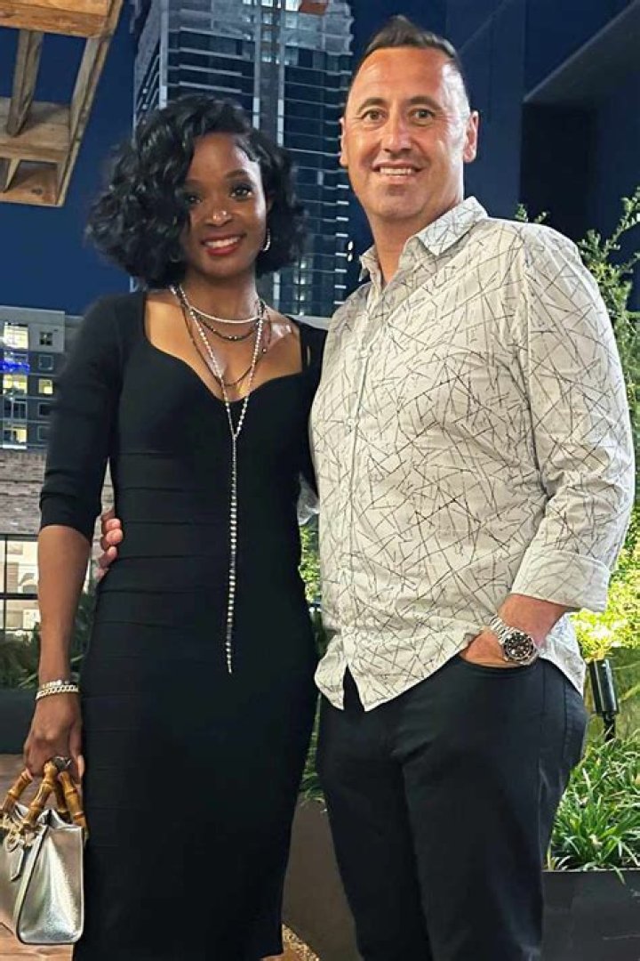 Who Is Steve Sarkisian's Current Wife?