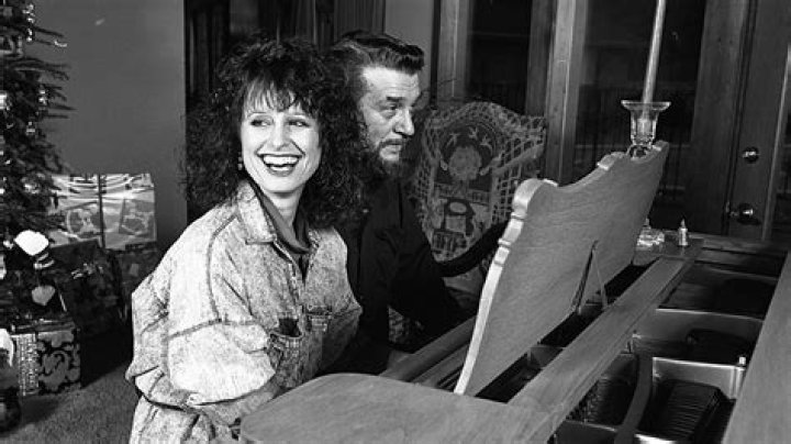 Who Was Waylon Jennings Married To When He Died? - In-depth Insights